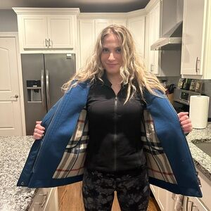 Burberry short cashmere/wool jacket